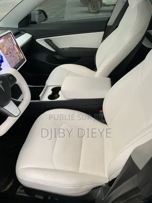 Tesla Model 3 Mid Range RWD 2018 Bleu