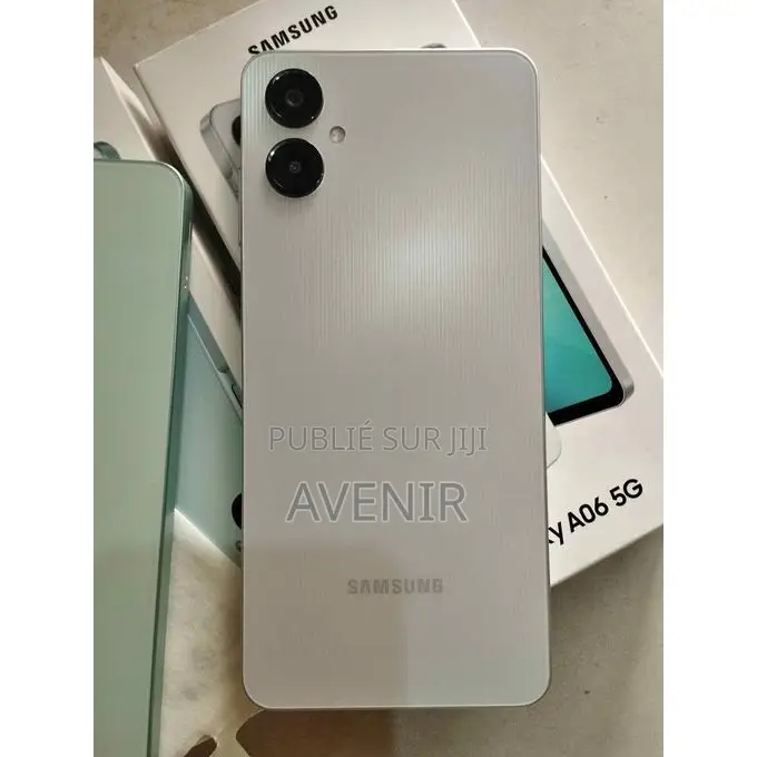 Nouveau Samsung Galaxy A06 128 GB Gris