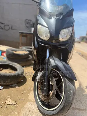Yamaha 2012 Noir