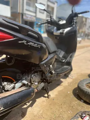 Yamaha 2012 Noir
