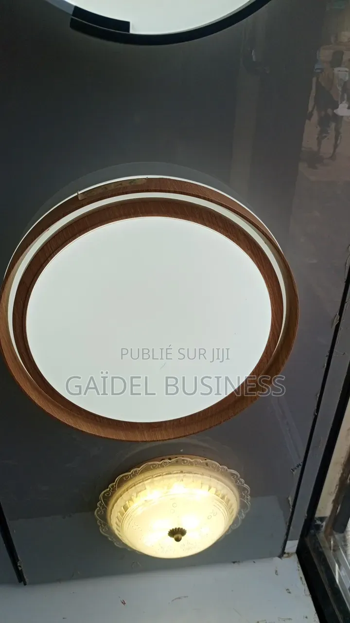 : Plafonnier LED Moderne Cadre Bois - Éclairage Chaud