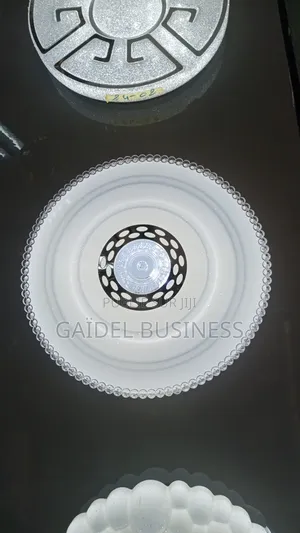 Plafonnier LED Moderne & Élégant – Décoration Chic Avec Effet Cristal