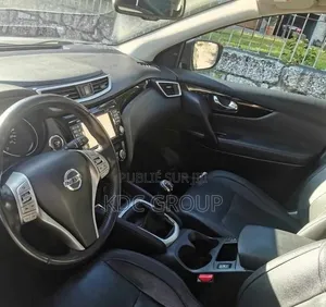 Nissan Qashqai 2015 Gris