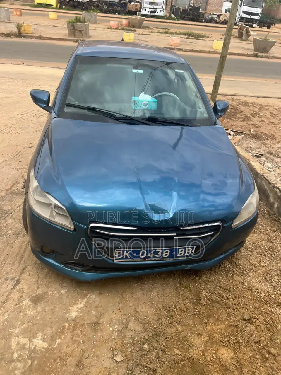 Peugeot 301 2016 Bleu