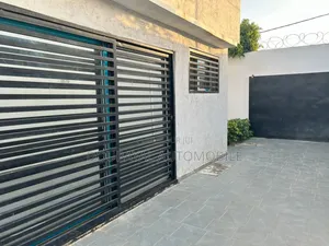 3chbre Villa dans Villa A Vendre Saly, Thiès Sud à Vendre