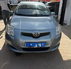 Toyota Auris 2010 Bleu