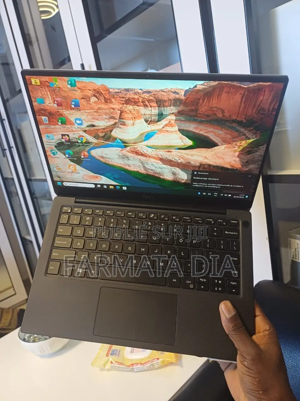 Nouveau Ordinateur portable Dell XPS 13 8GB Intel Core i5 SSD 256GB