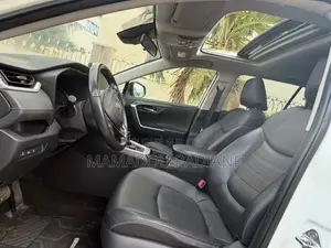 Toyota RAV4 2020 Blanc