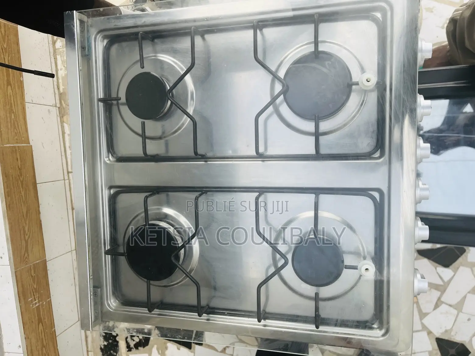 Cuisinière 4 Feux