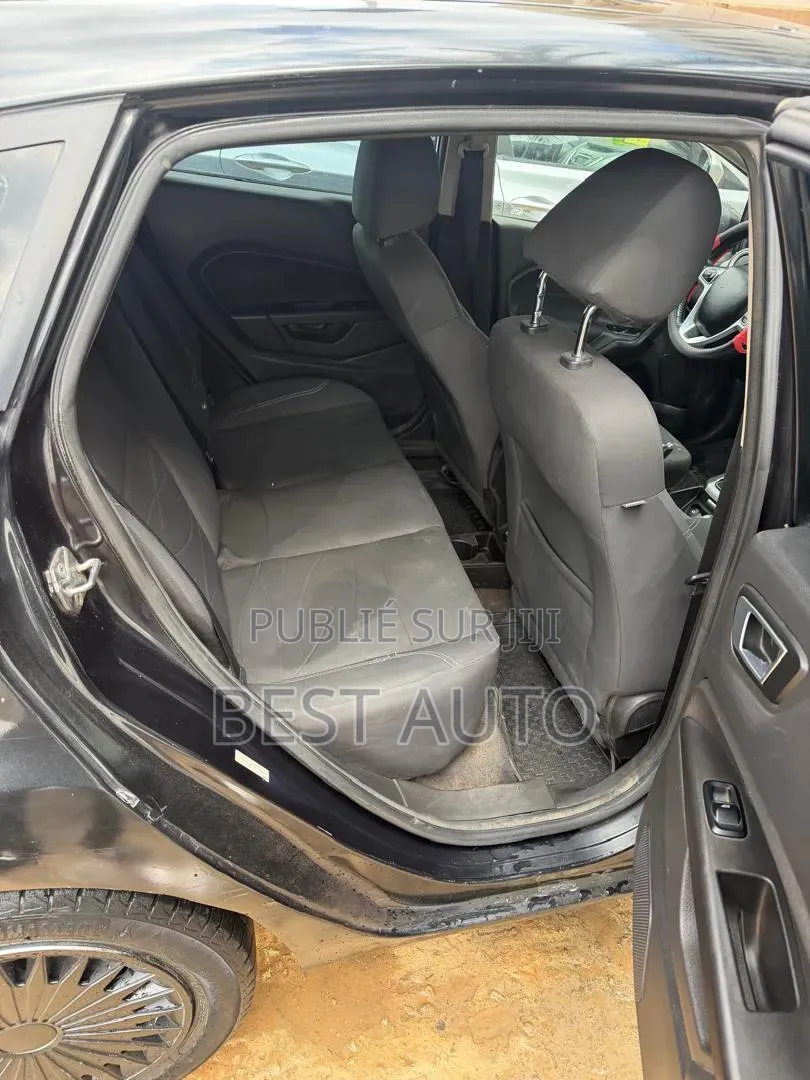 Ford Fiesta 2016 Noir