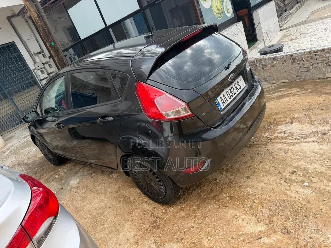 Ford Fiesta 2016 Noir