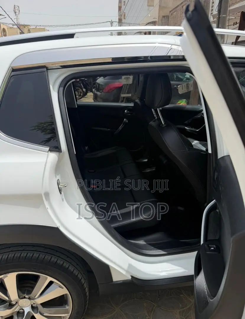 Peugeot 2008 2017 Blanc