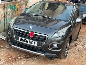 Peugeot 3008 2016 Gris
