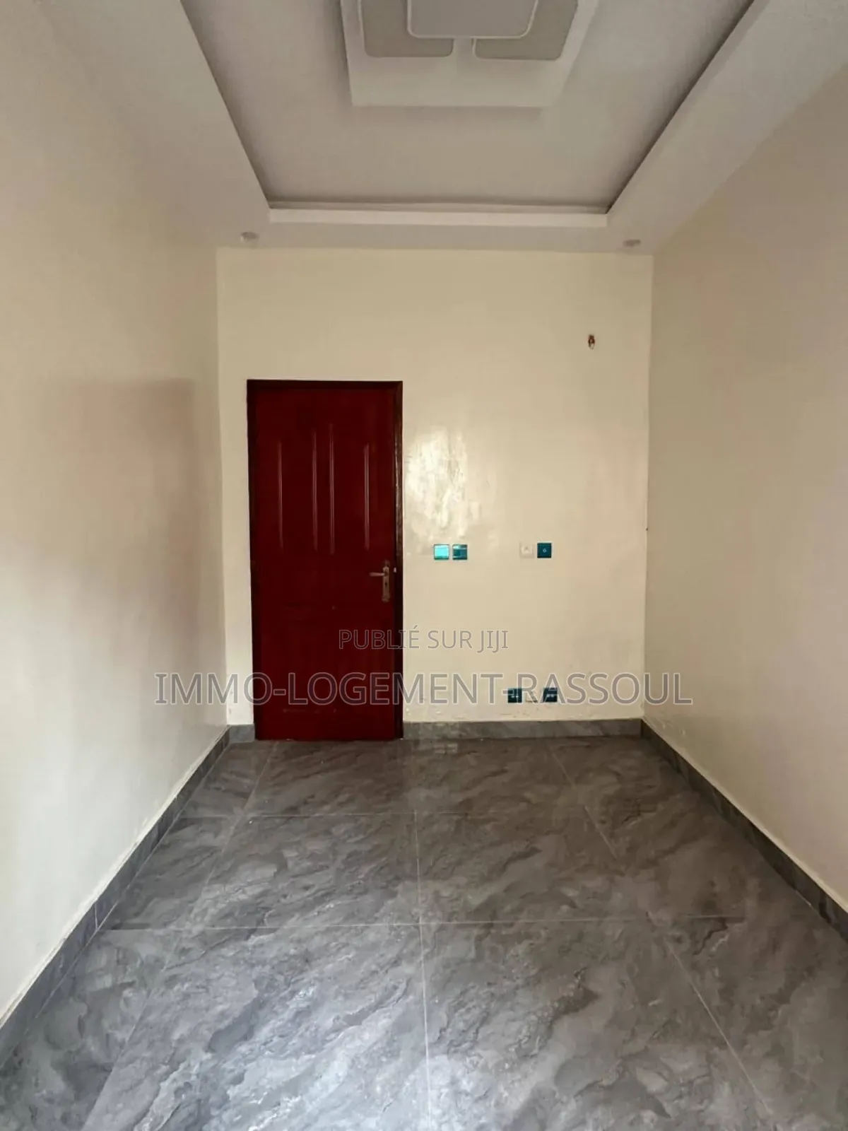 3chbre Appartement dans , Ouakam à Louer
