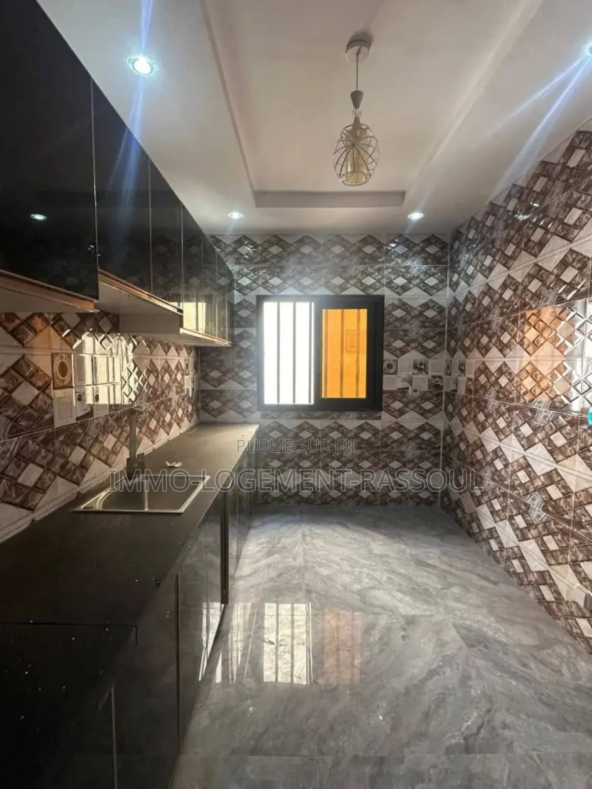 3chbre Appartement dans , Ouakam à Louer