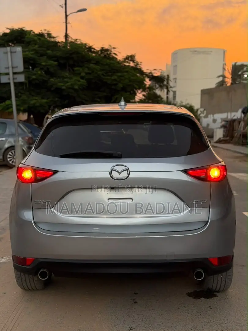 Mazda CX-5 2019 Gris