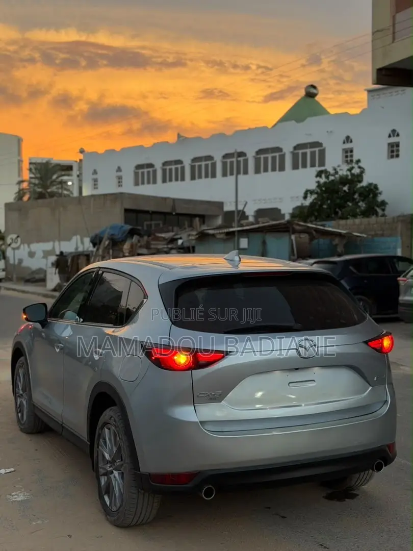 Mazda CX-5 2019 Gris
