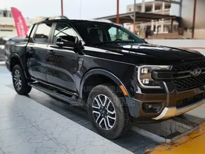 Ford Ranger LARIAT 2WD SuperCrew 5' Box 2025 Noir