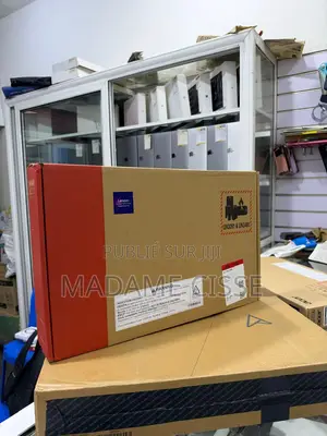 Nouveau Lenovo Yoga 7i 24GB Intel Core Ultra 7 SSD 512GB
