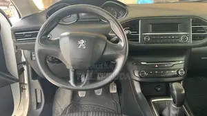 Peugeot 308 2020 Blanc