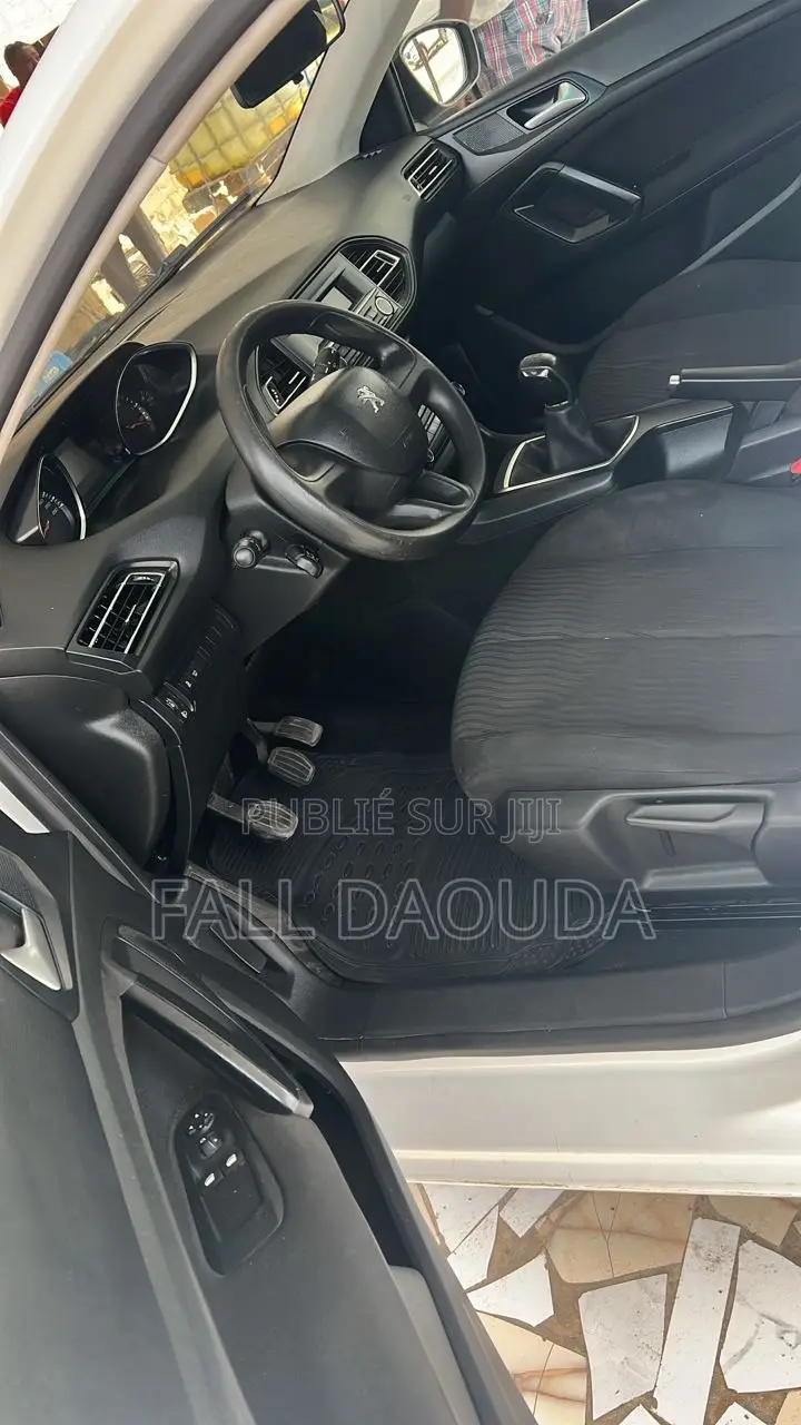 Peugeot 308 2020 Blanc