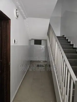 20chbre Villa dans Patricia, Fann-Point E-Amitié à Louer