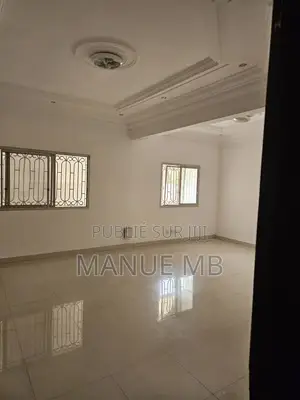 20chbre Villa dans Patricia, Fann-Point E-Amitié à Louer