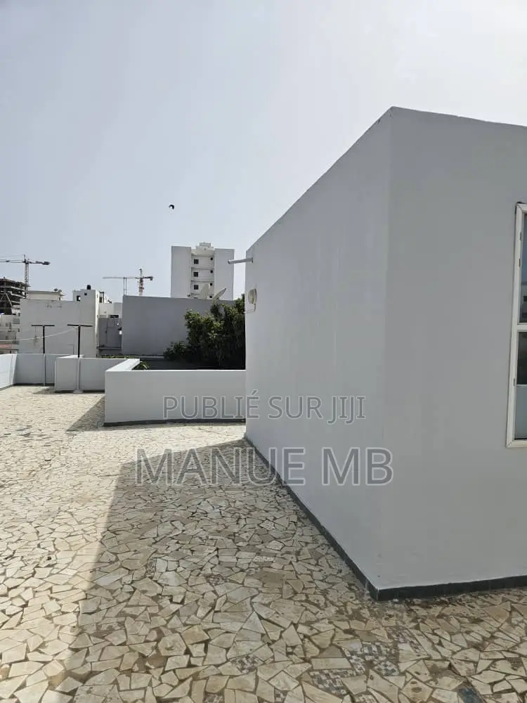 20chbre Villa dans Patricia, Fann-Point E-Amitié à Louer