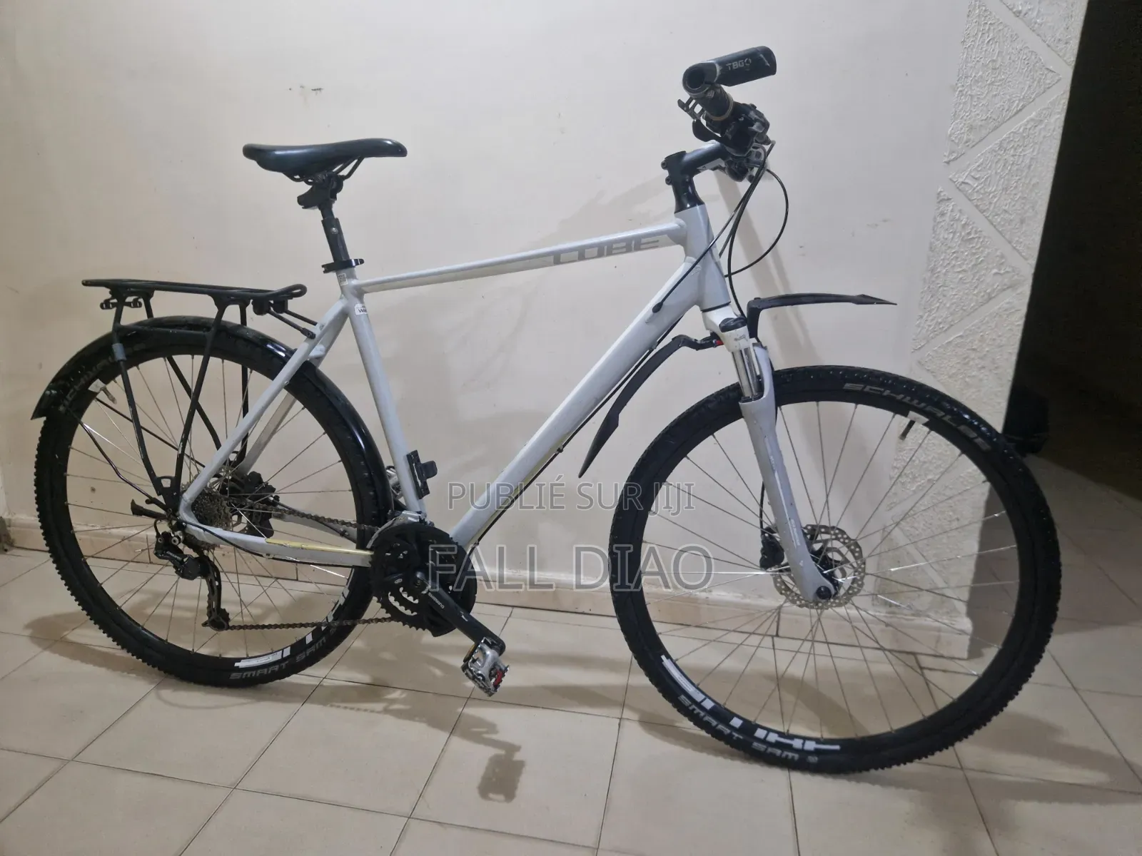 Moto 2024 Bleu