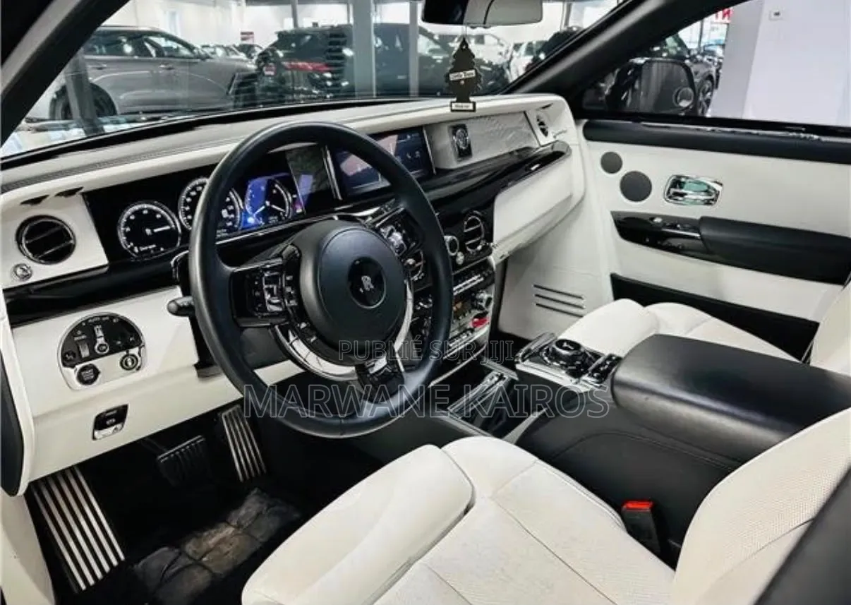 Rolls-Royce Phantom 2020 Noir