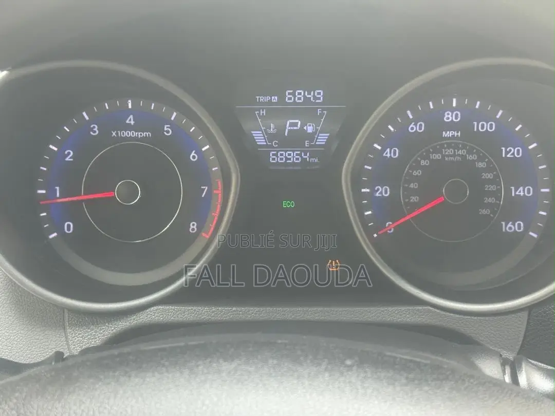 Hyundai Elantra 2015 Gris