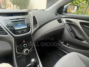 Hyundai Elantra 2015 Gris
