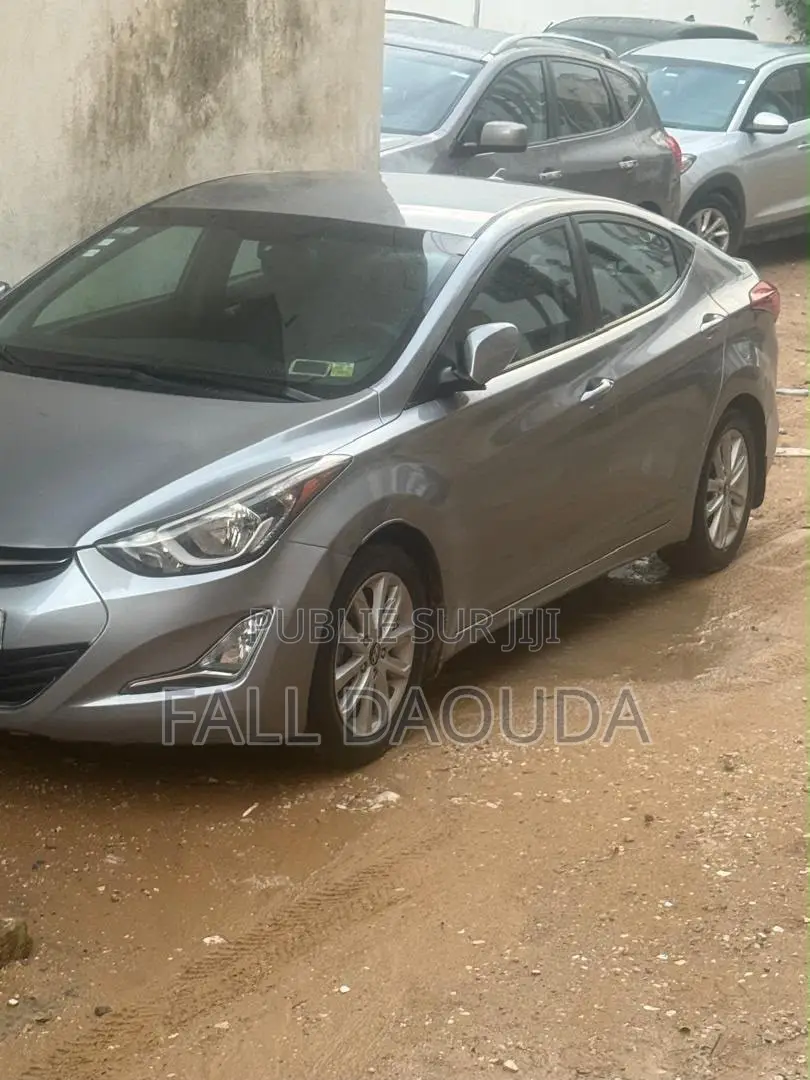 Hyundai Elantra 2015 Gris