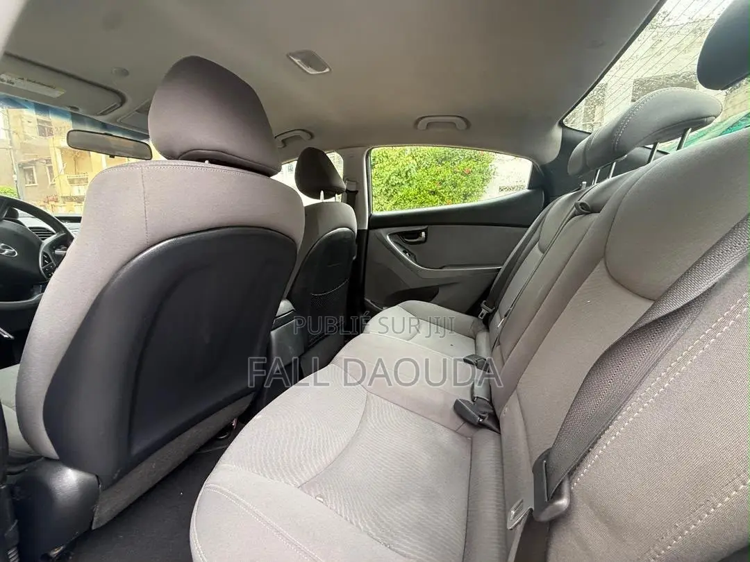 Hyundai Elantra 2015 Gris