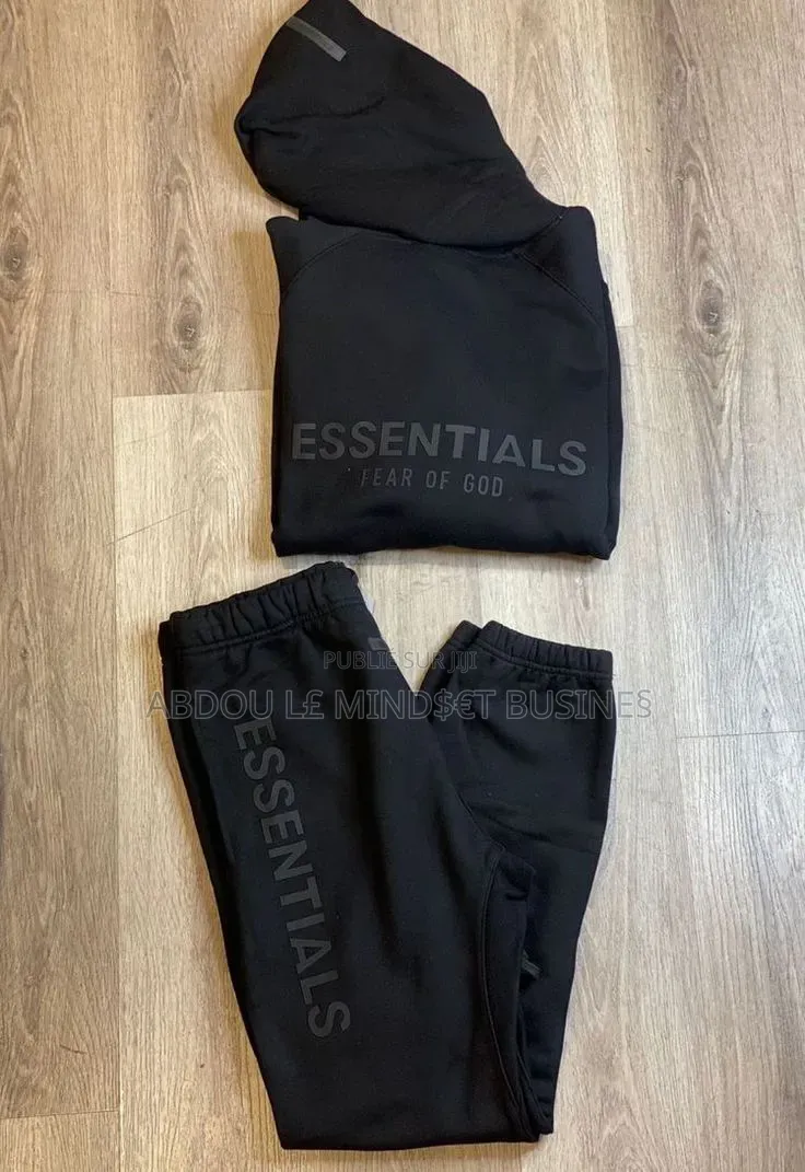 Ensemble Essentiel Pantalon Capuchon Disponible