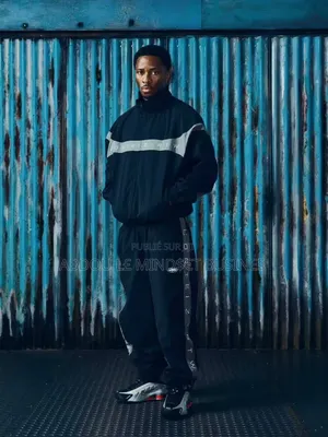 Ensemble Cortez RTW Noir Et Blanc Disponible