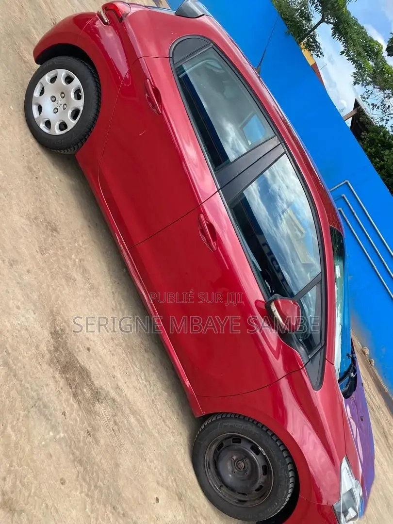 Peugeot 208 2017 Rouge