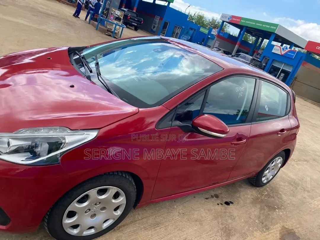 Peugeot 208 2017 Rouge
