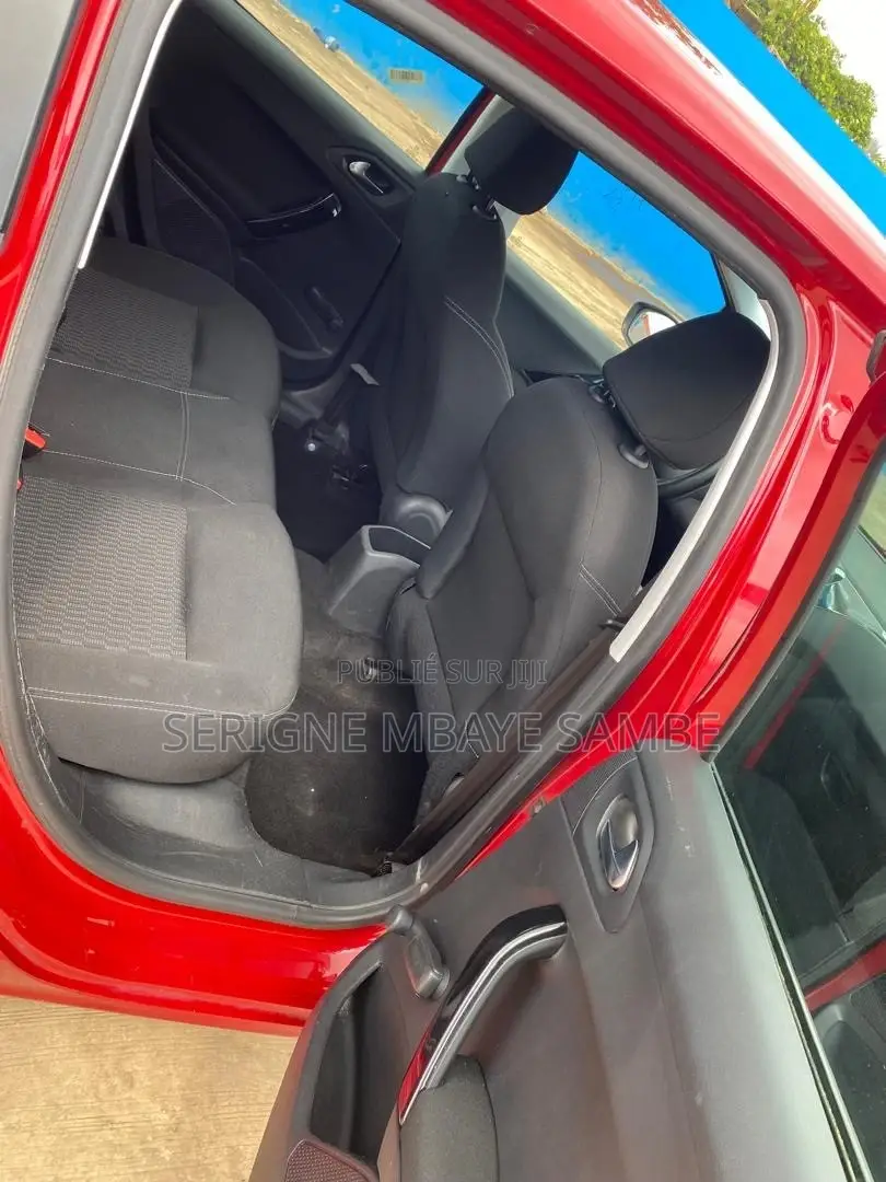 Peugeot 208 2017 Rouge