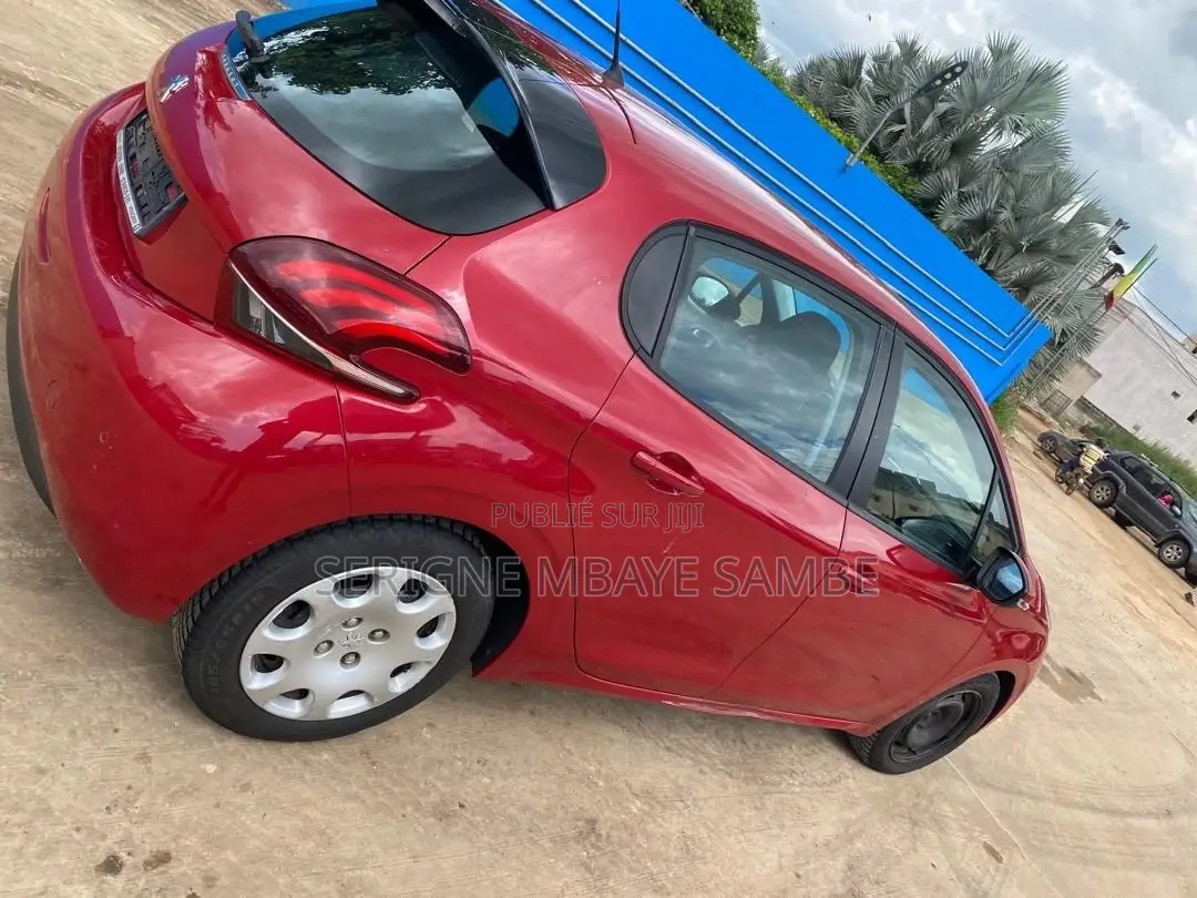Peugeot 208 2017 Rouge