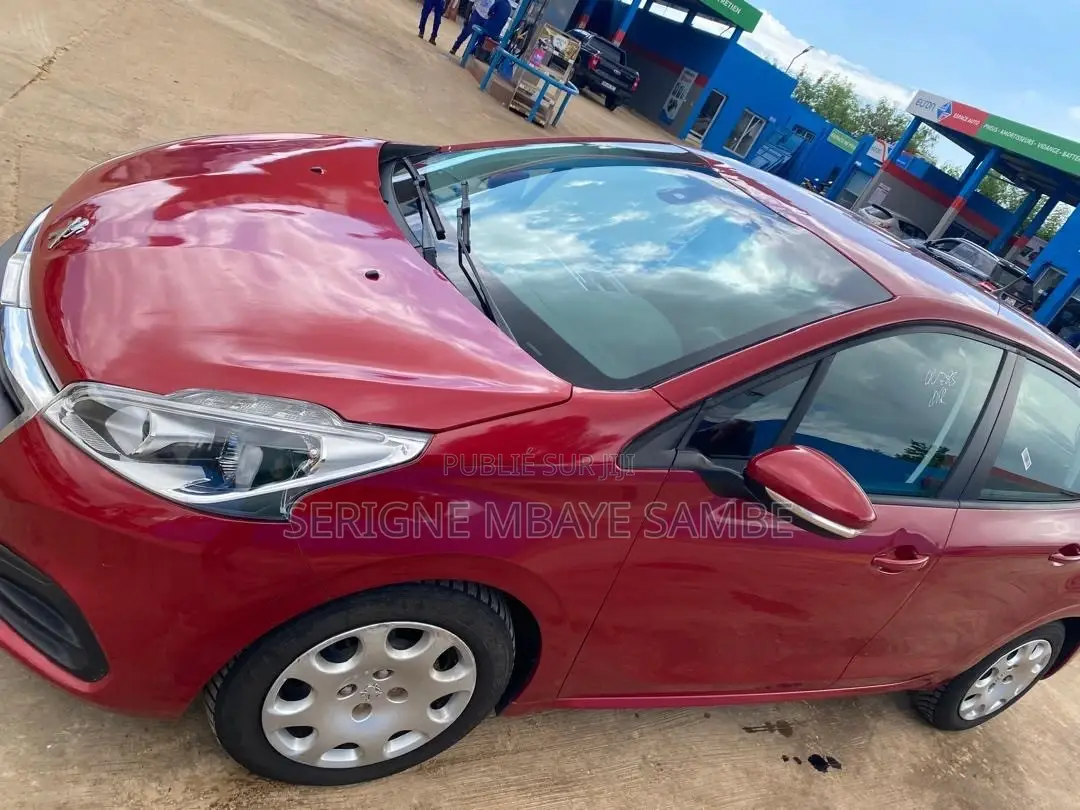 Peugeot 208 2017 Rouge
