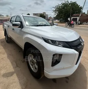 Mitsubishi L200 2020 Blanc