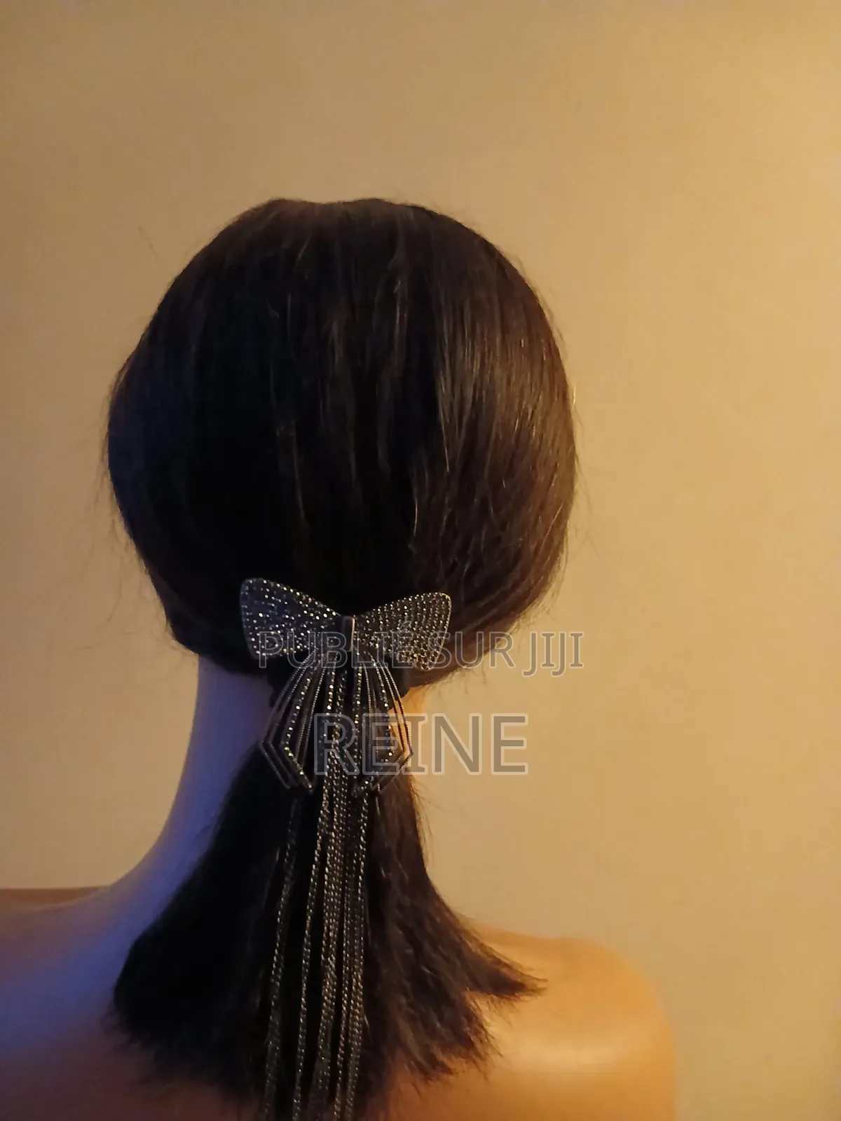 Barrette Nœud Cascades De Strass / Chaînes