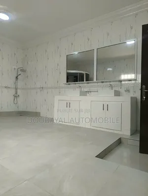 7chbre Villa dans Villa A Louer, Mermoz Sacré-Cœur à Louer