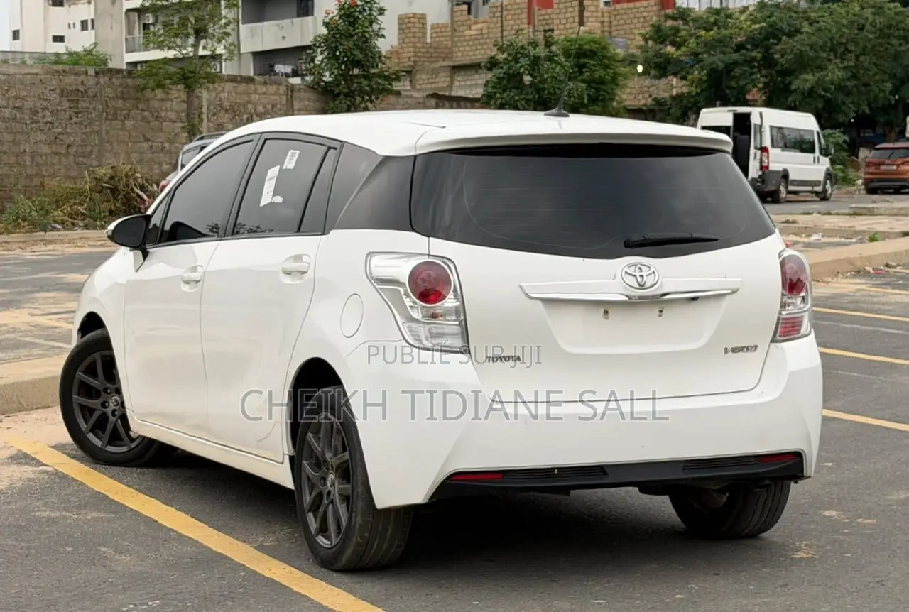 Toyota Verso 2016 Blanc