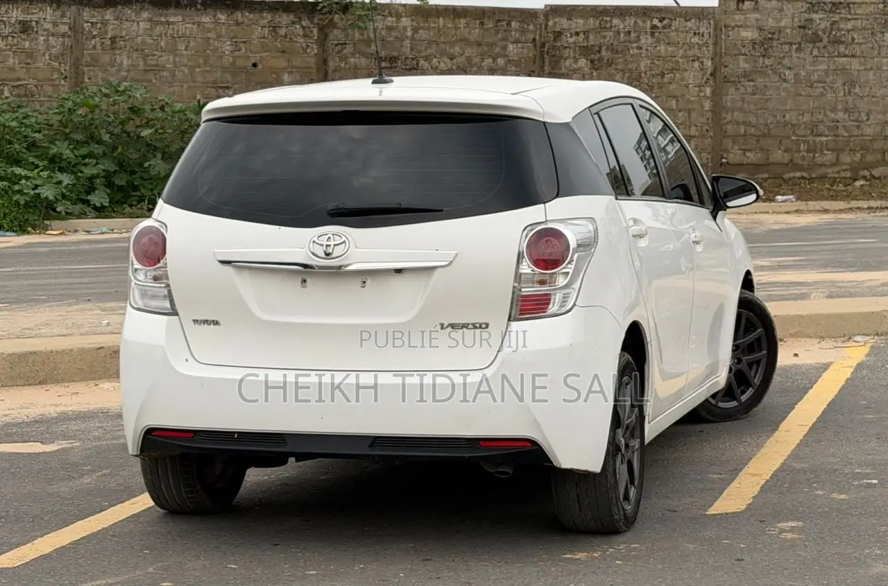 Toyota Verso 2016 Blanc