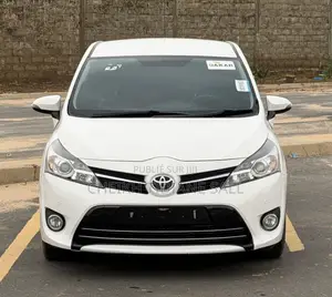 Toyota Verso 2016 Blanc