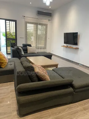 3chbre Villa dans Villa A Vendre, Thiès Sud à Vendre