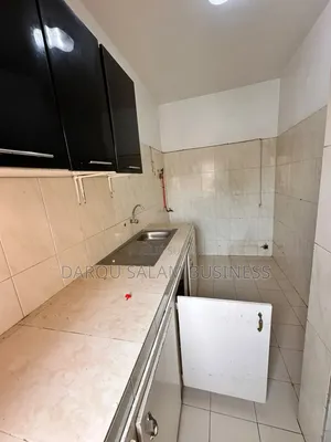 2chbre Appartement dans Ouest Foire, Yoff à Louer