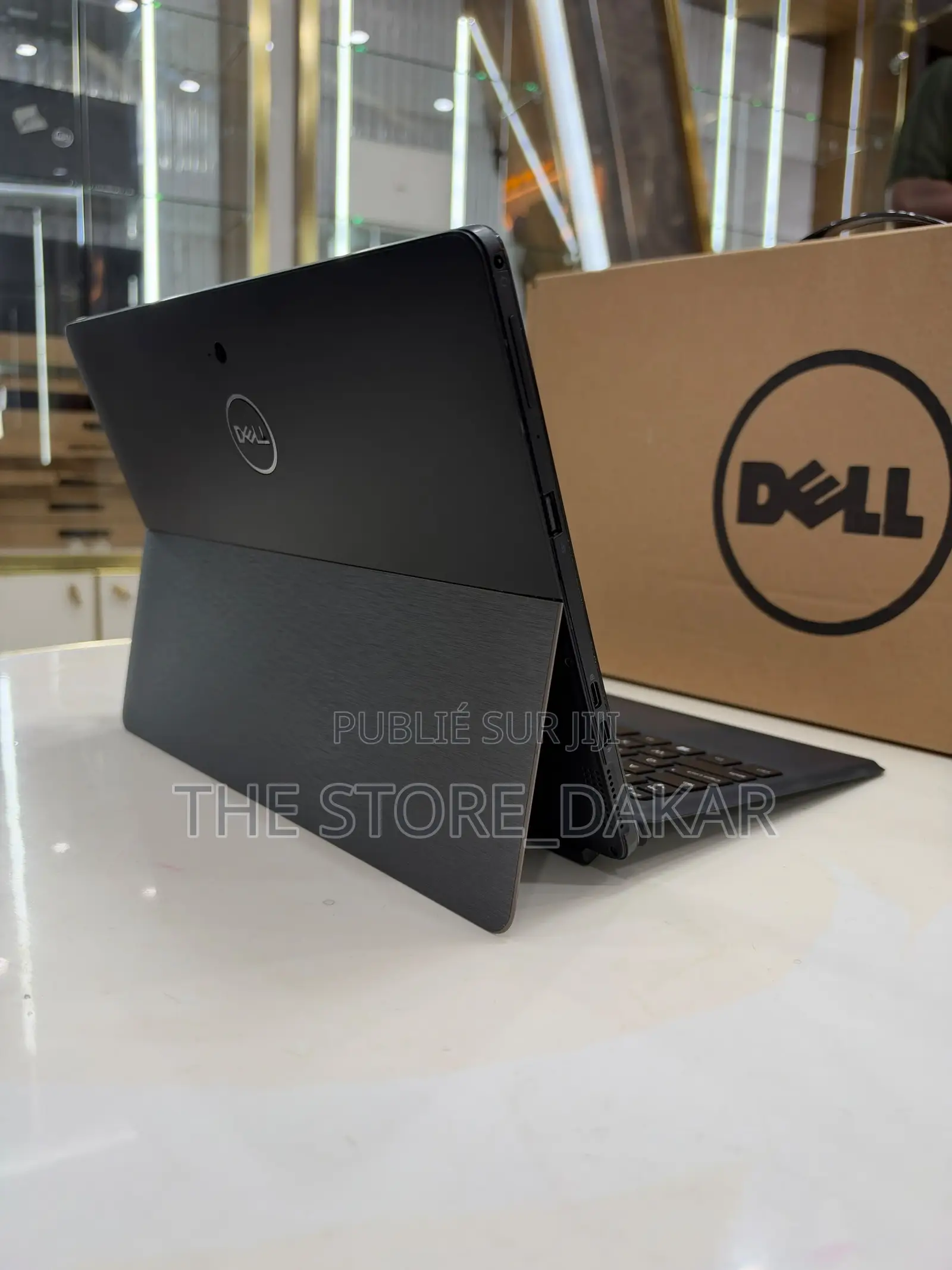 Nouveau Dell Latitude 5290 2-in-1 8GB Intel Core i5 SSD 256GB